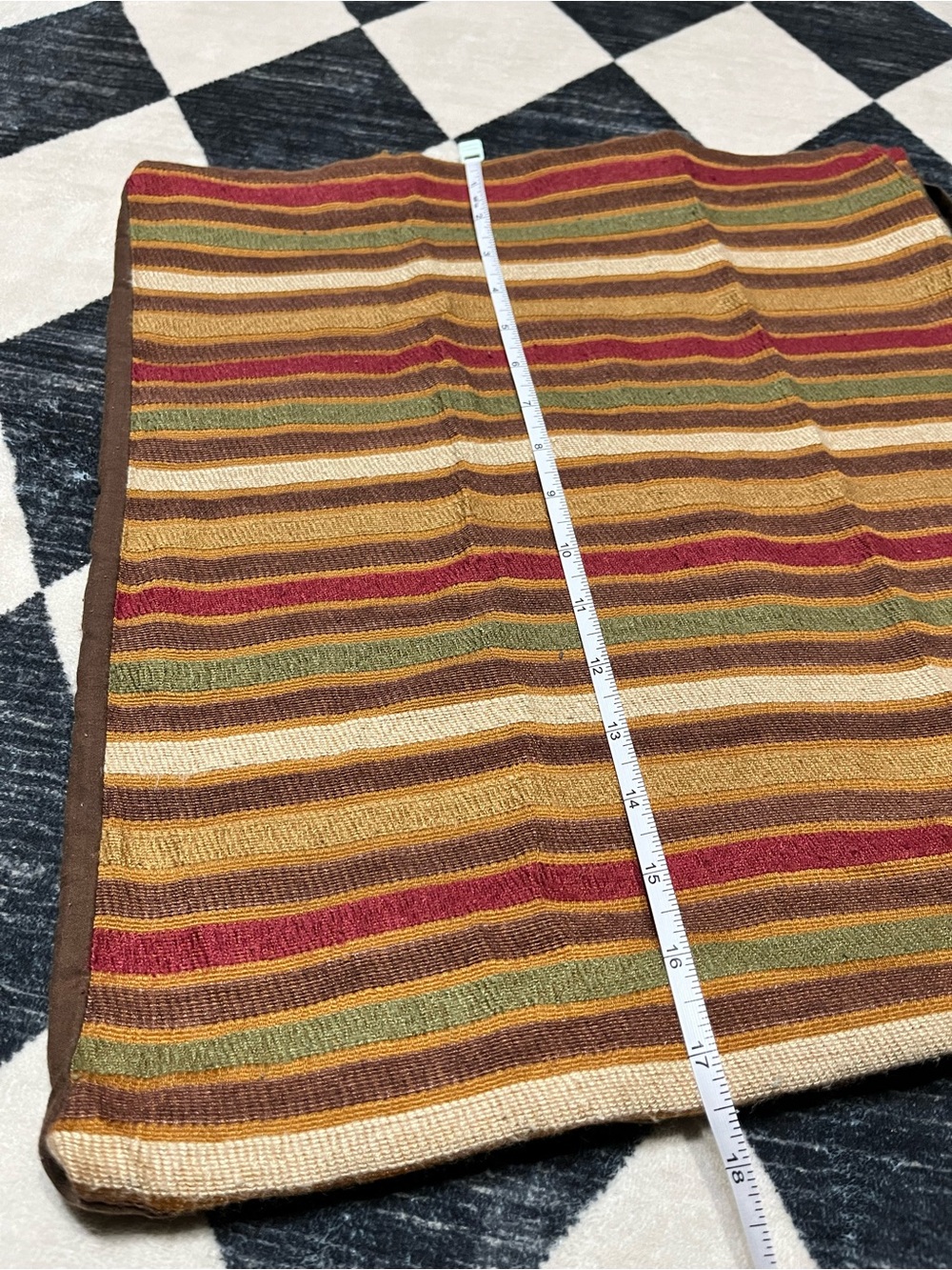Signature Homestyles Fall Textiles. - Picture 9 of 16